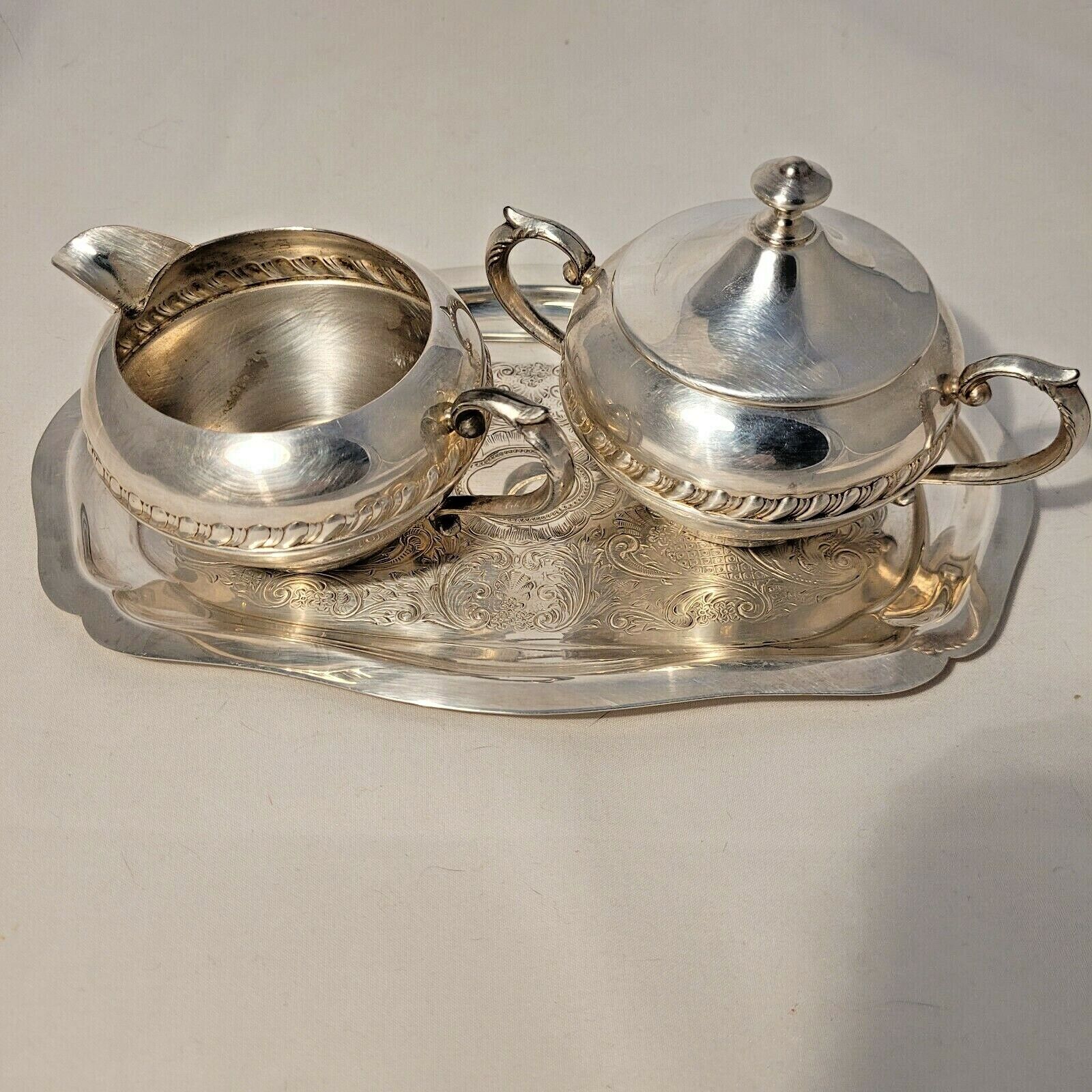Vintage Sheridan Silver Plate Sugar Bowl And Creamer Set With Tray